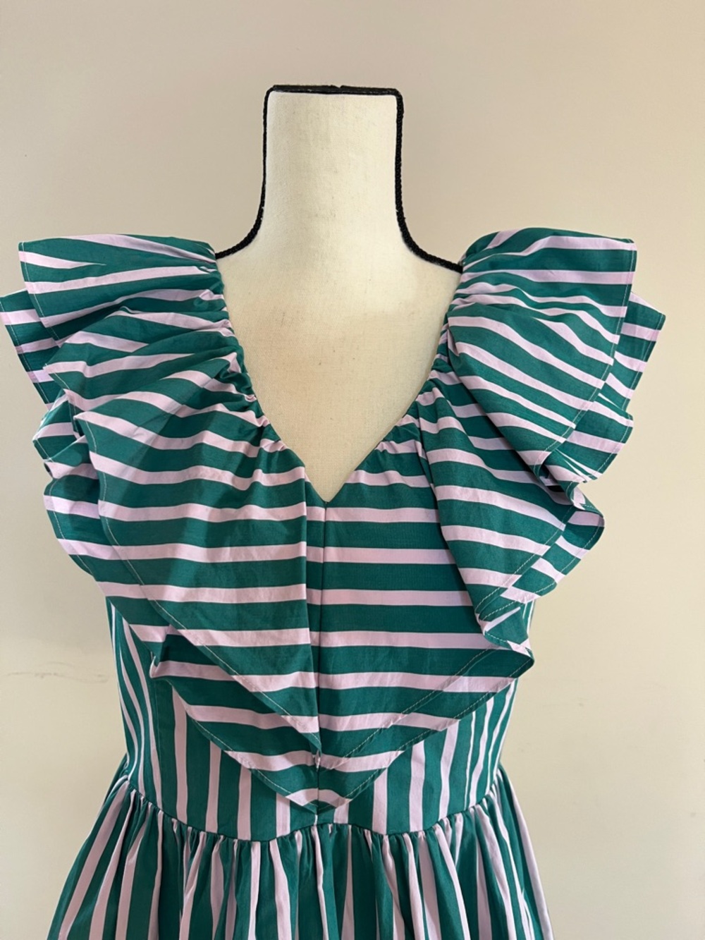 ✅🏁👛🏳️‍⚧️Halogen Green & Pale Pink Striped Ruffle Peplum Top - Picture 4 of 6